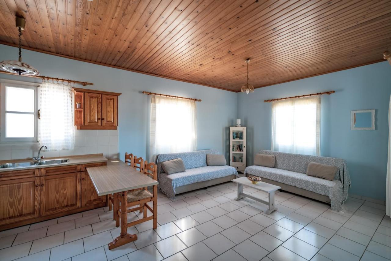 Philyra Appartments Agia Pelagia  Exterior photo